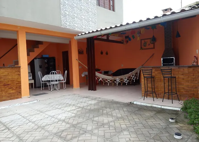 Rancho Ensolarado Com Patio Churrasqueira E Piscina